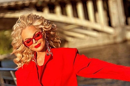 На каждом дне рождения я прошу у Лины прощения: Лариса Долина высказалась о главной ошибке в воспитании