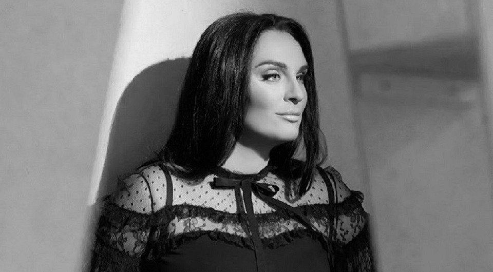 Елена Ваенга потребовала ставить на свои концерты вооруженную охрану