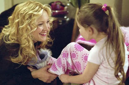 Привычка помогать: как воспитать в ребенке доброту и человечность