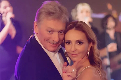 Я люблю тебя, Навка!: Дмитрий Песков впервые вышел на лед в честь юбилея жены