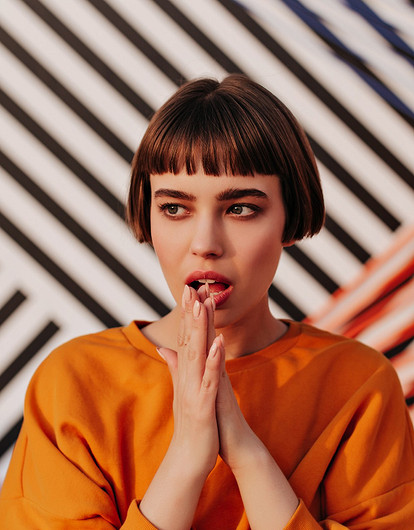 Стричь челку или не стричь: все за и против, прежде чем решиться