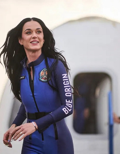 Певица Кэти Перри слетала в космос