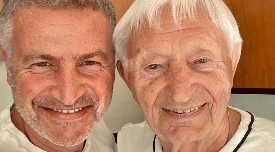 Восхищаюсь твоей любовью к жизни: Леонид Агутин поздравил отца с 90-летием