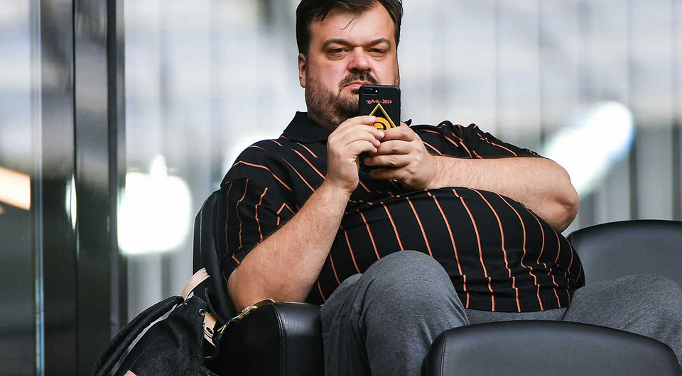 Семья Василия Уткина не может мирно поделить его многомиллионное наследство