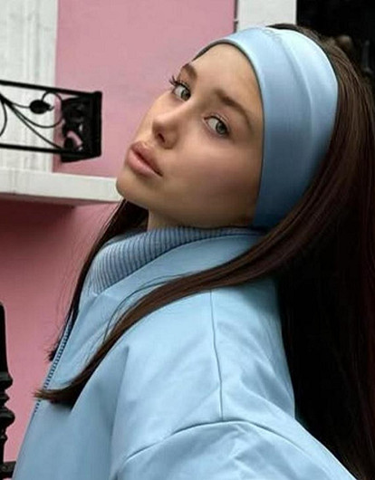 19-тилетняя невеста Лепса показала фото до пластики носа