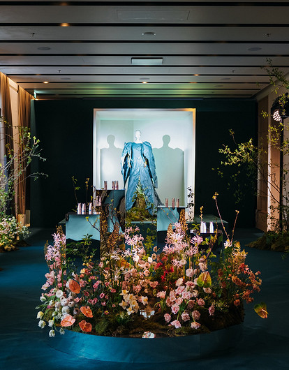 В День Земли «Эвалар» и модный дом Alena Akhmadullina представили экологичную арт-коллаборацию