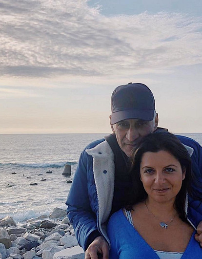 Он бы меня отругал за это: Маргарита Симоньян рассказала, что не пускает детей в больницу к Кеосаяну