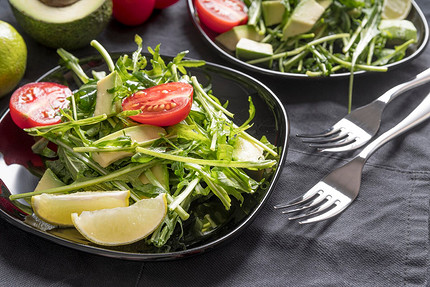 Как правильно есть маракуйю: инструкция и 10 вкусных рецептов