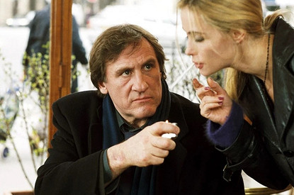 Он больше не священен: Жерара Депардье приговорили к условному сроку из-за домогательств