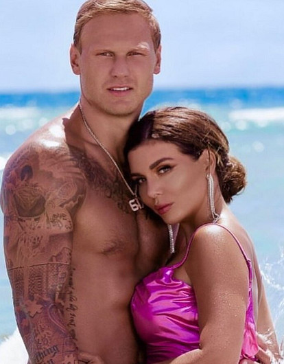 Семья Яниса Тиммы требует от Анны Седоковой 60 миллионов