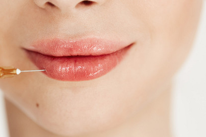 Массаж губ после увеличения: как делать правильно и зачем он нужен