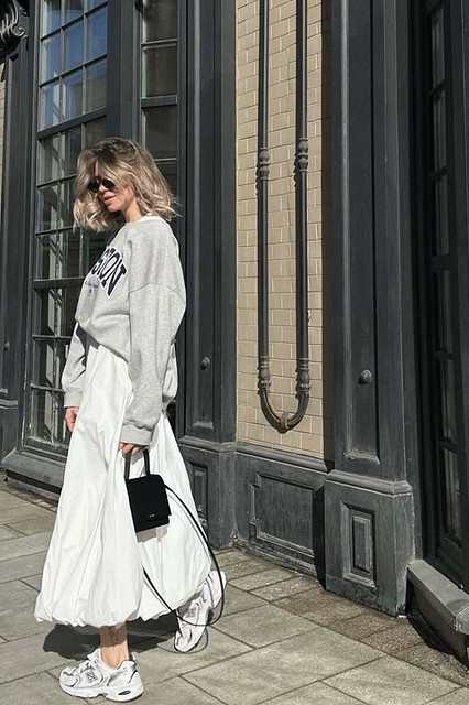 Стильно и свежо: 5 сочетаний с белой юбкой, которые хочется повторить