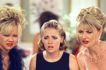 Как изменились актеры телесериала «Сабрина — маленькая ведьма» спустя 30 лет