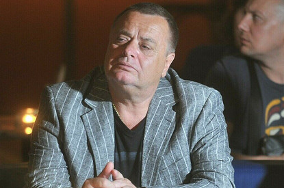 Если увижу ее — морду набью: отец Жанны Фриске пригрозил журналистке из-за обвинений в пиаре