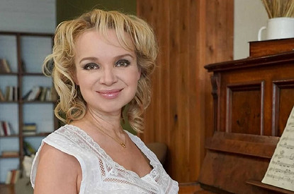 Все хотят, чтобы папой был Армен Борисович: Виталина Цымбалюк-Романовская впервые показала лицо дочери