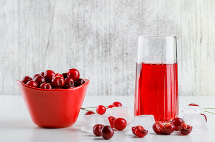 Что приготовить с вишней: 12 вкусных рецептов