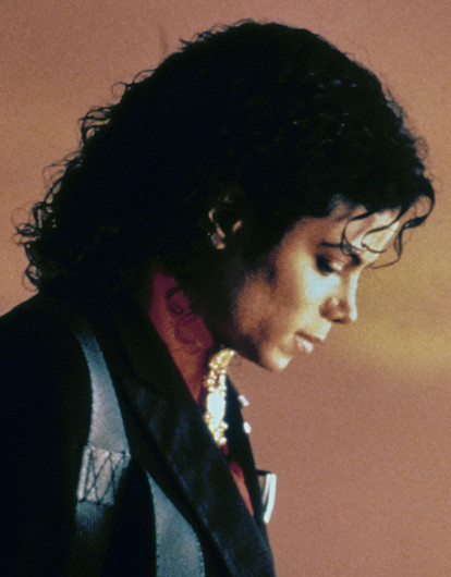 16 лет без Майкла Джексона: вспоминаем самые яркие моменты из жизни короля