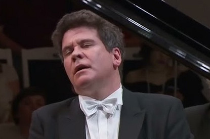 Денису Мацуеву — 50: интересные факты из жизни пианиста и фото из семейного архива