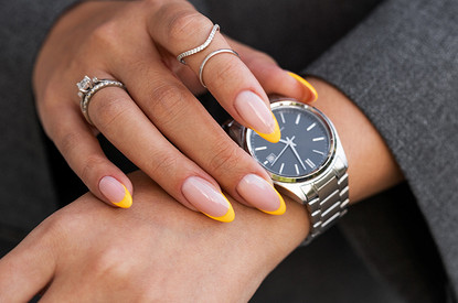 Какие часы выбрать в 2025 году: от «папиных» до супермини