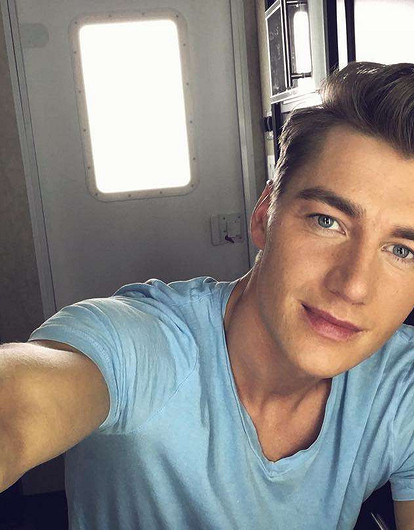 Алексей Воробьев опубликовал первое совместное фото с женой