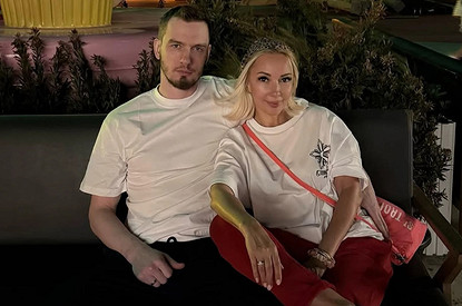 Заменил маму на маму: после скандальных высказываний мужа Кудрявцевой всех удивила ее схожесть со свекровью