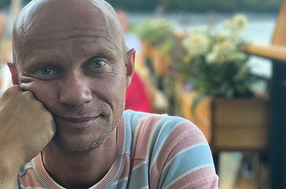 Дмитрия Хрусталева сняли с авиарейса за дебош