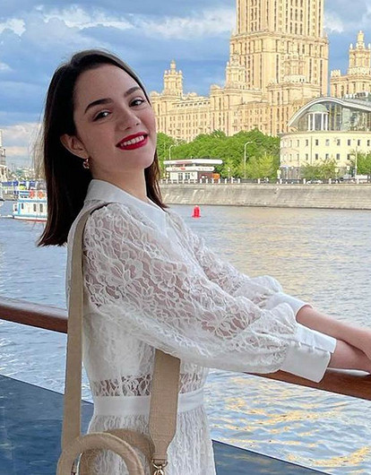 Сквозь танец в жизнь: Евгения Медведева намекнула на роман с танцором Ильдаром Гайнутдиновым