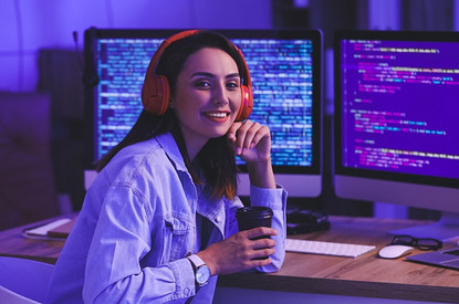 Айти профессии для девушек: как выбрать подходящую специальность