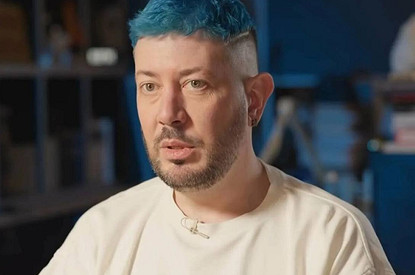 Дизайнер Артемий Лебедев стал отцом в 11-й раз