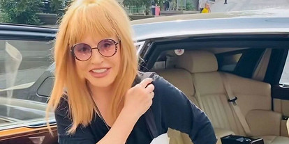 СМИ: Алла Пугачева подала документы на отказ от российского гражданства