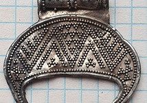 Лунница — оберег для женщин: значение славянского талисмана и как он работает