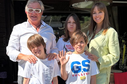 Алименты в размере 300 тысяч рублей — чушь: адвокат Диброва прокомментировал слухи о брачном договоре