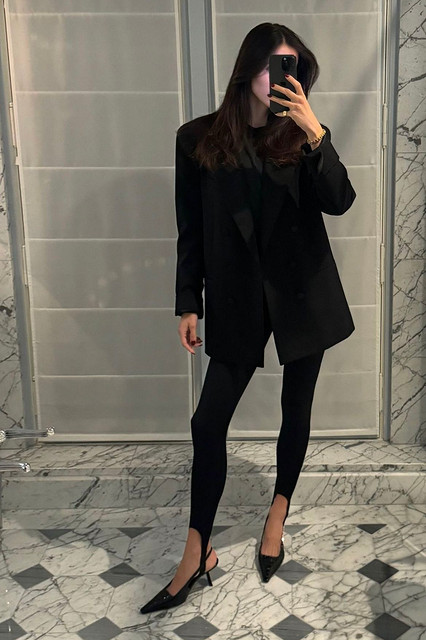 С чем носить женские леггинсы: 7 модных сочетаний