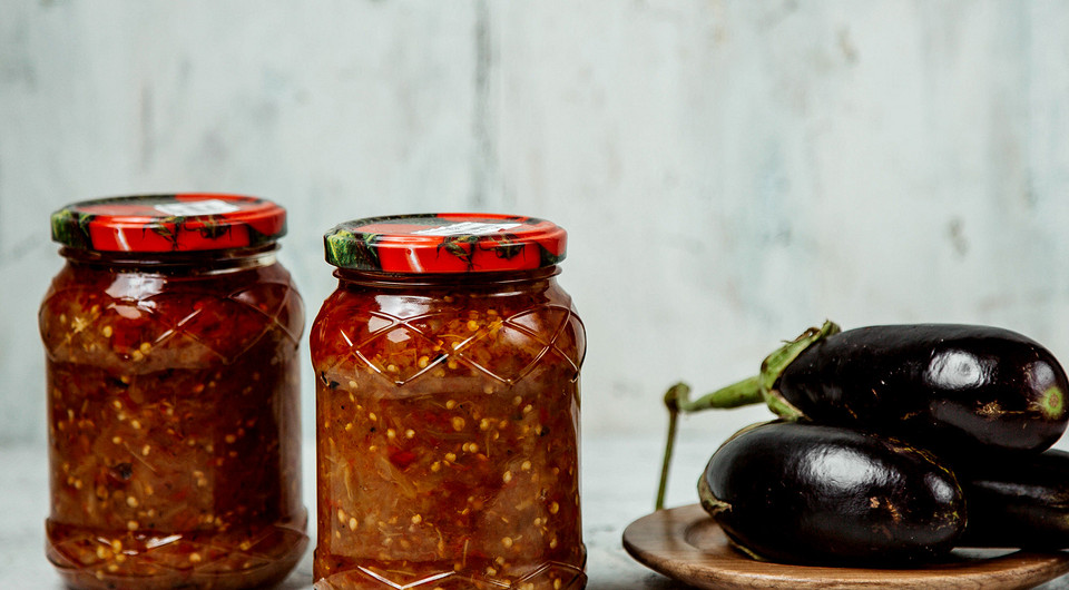 Икра из баклажанов: 12 вкусных рецептов