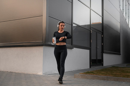 Снизить давление, улучшить выносливость и не только: чем еще тебе поможет японская ходьба