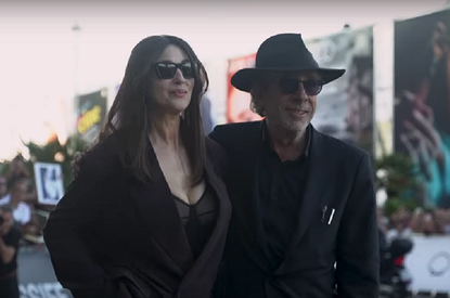 Моника Беллуччи и Тим Бертон расстались после двух лет отношений