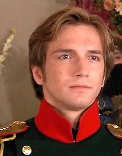 Актер Петр Красилов признался, что тайно женился год назад