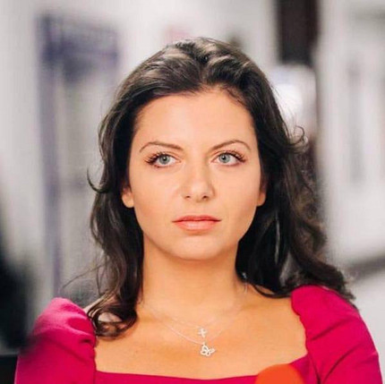 Скоро увидите меня в париках: Маргарита Симоньян призналась, что лечится от рака