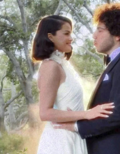 Мать убита горем: свадьба Селены Гомес обернулась скандалом