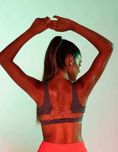 Какая стать! 5 упражнений для ровной спины и красивой осанки