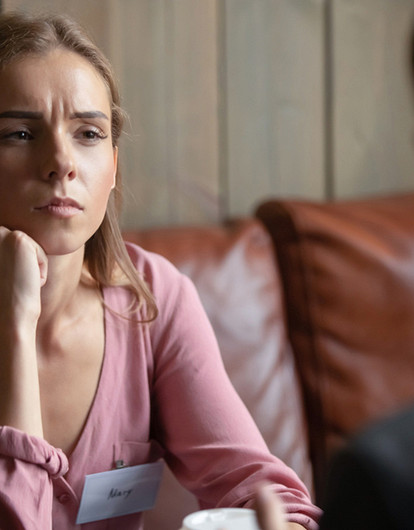 Как узнать, как человек к тебе относится на самом деле: считываем невербальные сигналы