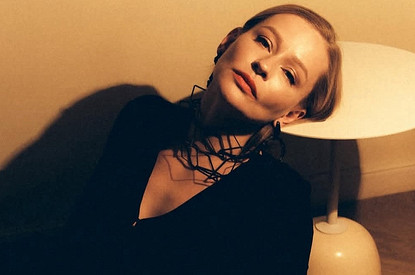 Юлии Пересильд — 41: путь от школьного театра до покорения космоса