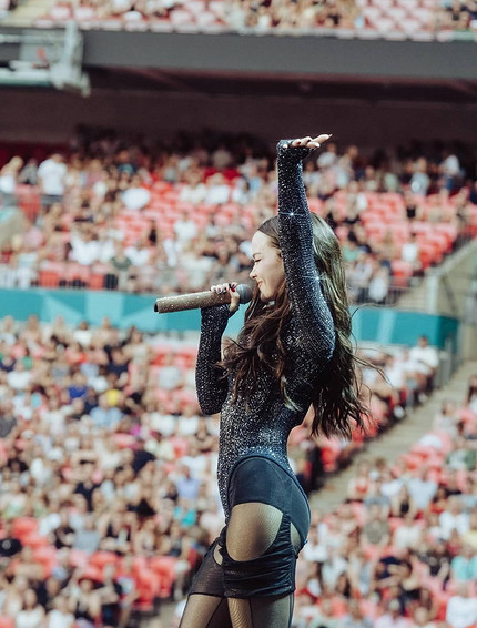 Дав Кемерон: от затравленной школьницы до звезды «Disney» и невесты с «Евровидения»