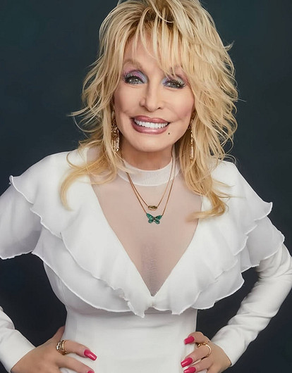 Долли Партон — 80: как нищенка из Теннесси стала мировой иконой оптимизма