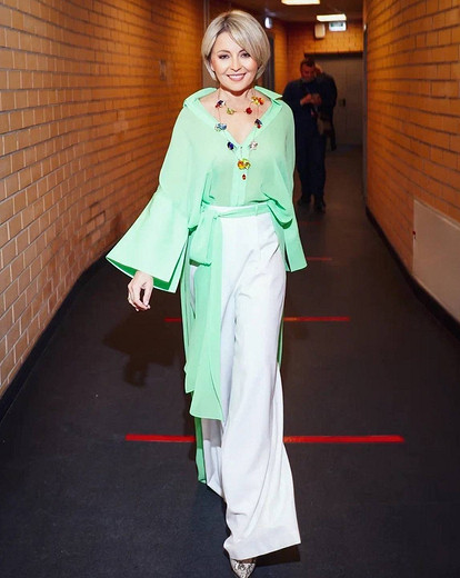 Анжелика Варум: биография, карьера и удачная личная жизнь вопреки слухам