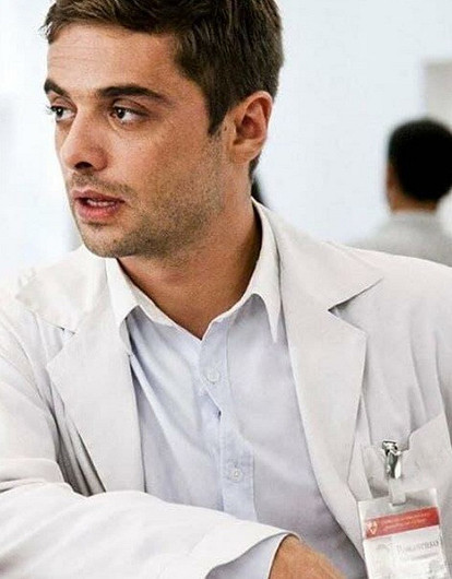 Актер Илья Глинников впервые стал отцом