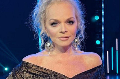 Может, получится обойтись без суда: Полина Лурье хочет взыскать с Долиной судебные расходы