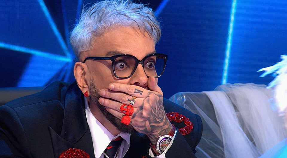 Фанатка перевела Филиппу Киркорову 100 тысяч, чтобы он приехал к ней в гости в Саратовскую область