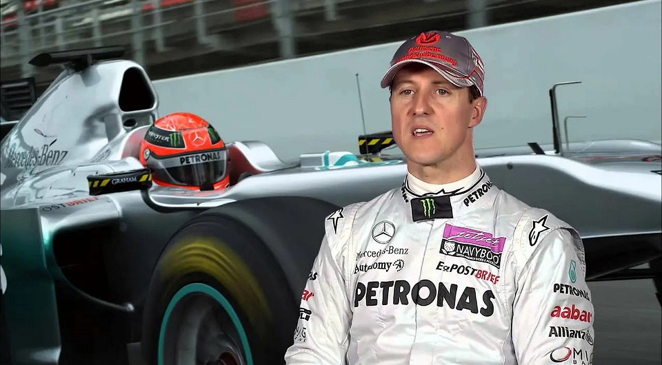 Уже не прикован к постели: Михаэль Шумахер стал передвигаться в инвалидной коляске