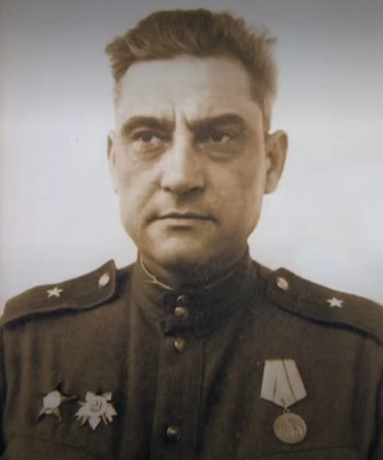 Отец Олега Басилашвили